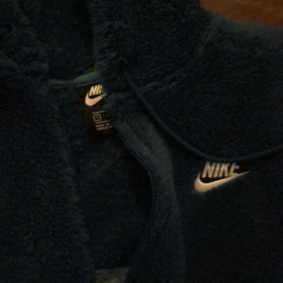 NIKE WINDRUNNER FLEECE/SHERPA JACKET HOOD - Picture 6 of 10